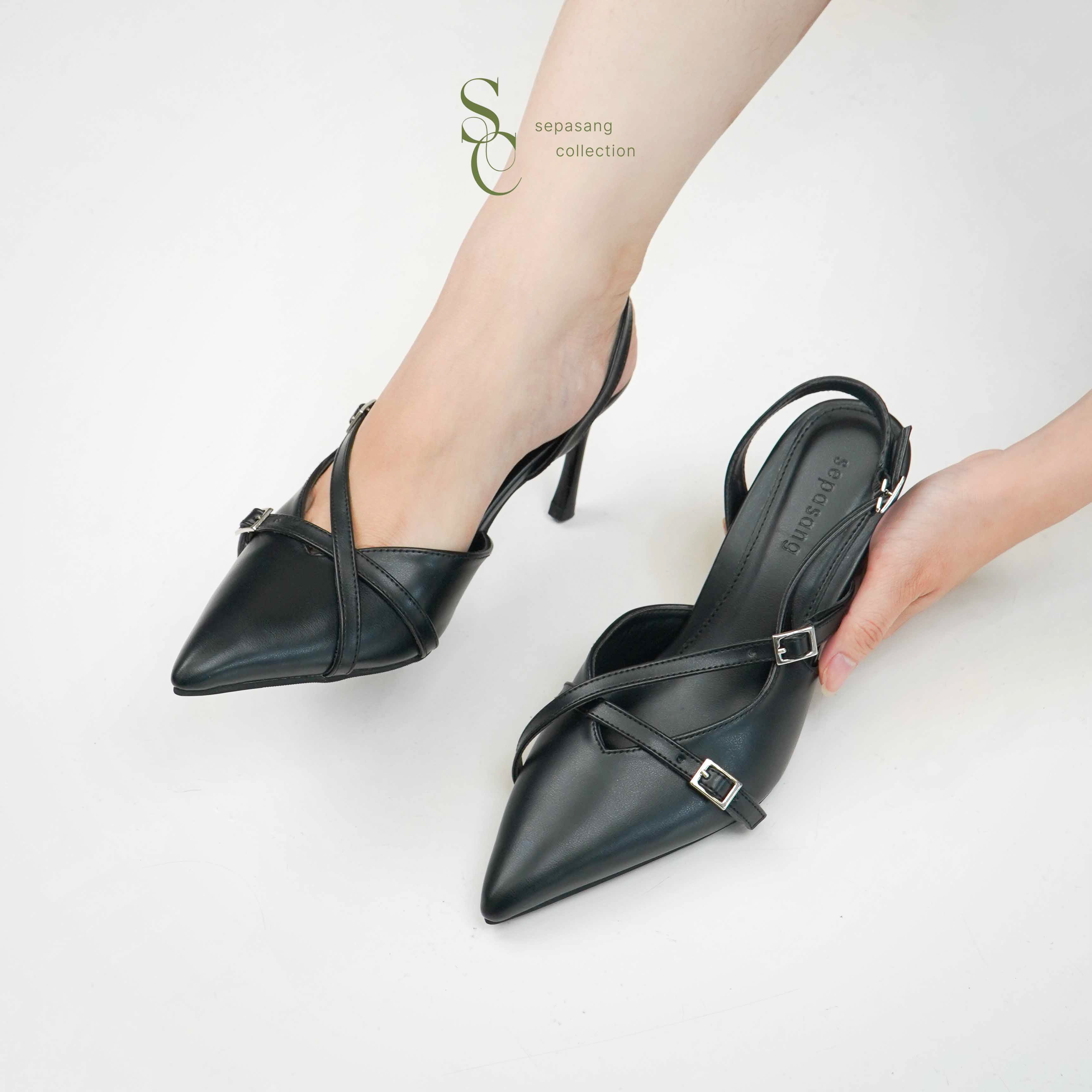 Caroline Mules